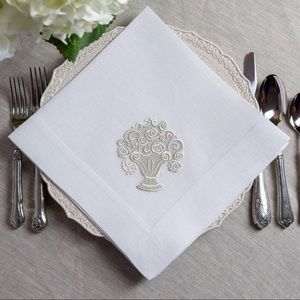 Floral Urn Embroidered Linen Napkin Set of 4